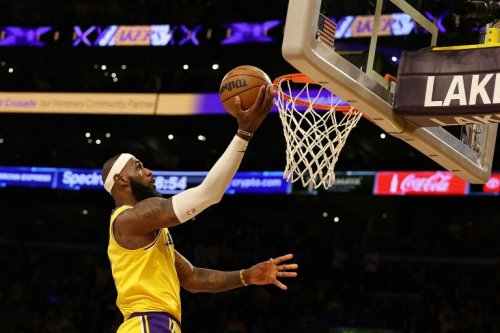 NBA : James s'élève un peu plus haut dans la stratosph"air" Jordan