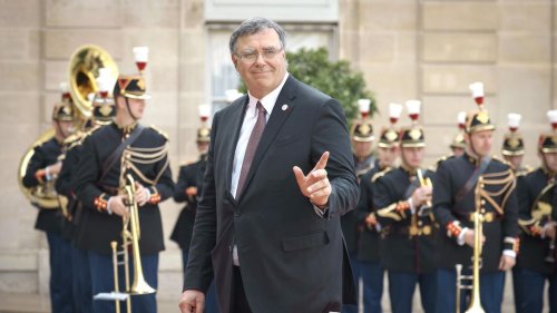 « Il a le statut de chef d’Etat » : Patrick Pouyanné, le patron très politique de TotalEnergies