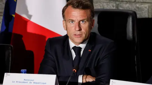 Macron veut mobiliser plus de 3 milliards d’euros pour sauver Mayotte