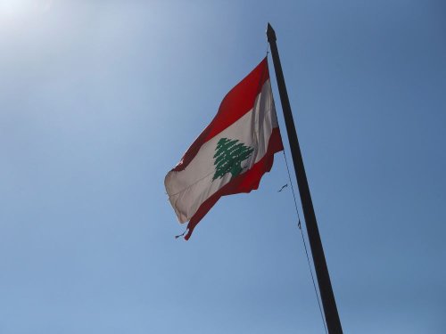 Liban: Les groupes Hezbollah et Amal mettent fin à leur boycott du gouvernement