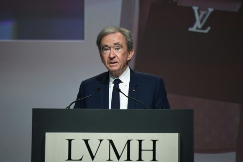 Ventes, bénéfices : le numéro un mondial du luxe LVMH atteint de nouveaux sommets
