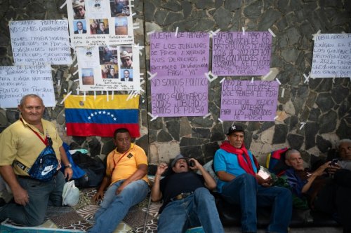 Venezuela : la ruine des retraités du pétrole en grève de la faim