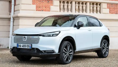 Honda HR-V hybride : le tonitruant concurrent du Renault Captur