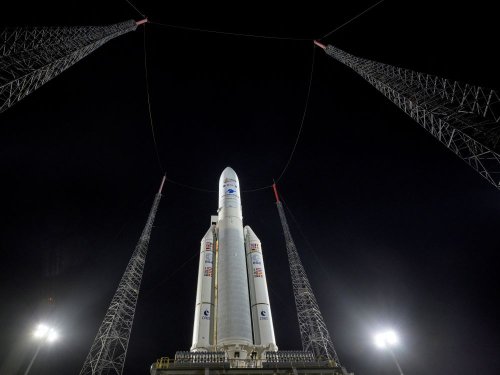 Espace : Première mission de l'année pour Ariane 5, deux satellites placés en orbite