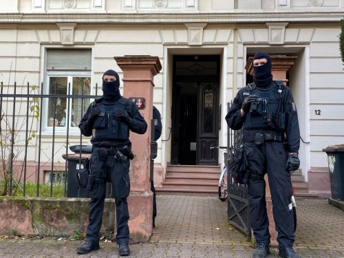 L'Allemagne arrête 25 suspects accusés de vouloir préparer un coup d'Etat