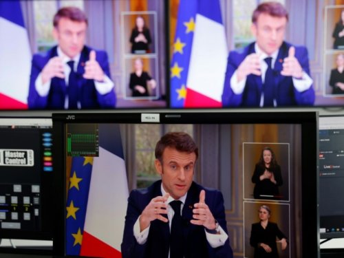 Macron et le bobard de la montre à 80 000 euros!