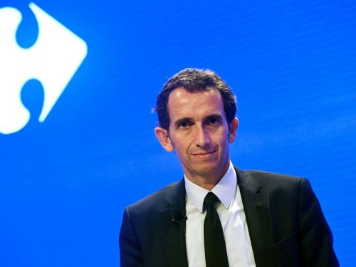 Auchan, Couche-Tard, Casino... Quels sont les scénarios possibles pour Carrefour après ses deals avortés?