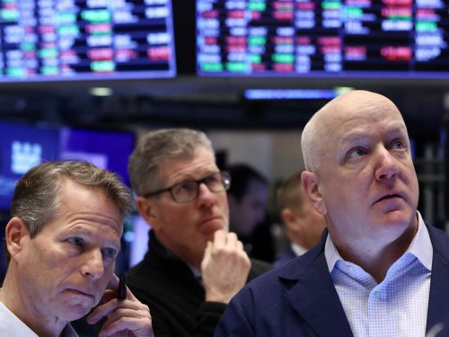 Wall Street en baisse sur fond de prudence avant la Fed