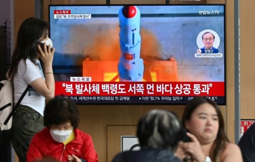 La Corée du Nord annonce l'échec d'un lancement de satellite espion, confusion à Séoul