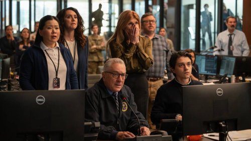 She’s an ER nurse in NC by day. By night, she’s an FBI agent with Robert De Niro