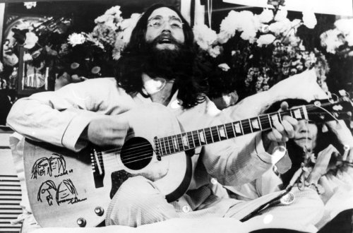 John Lennon Said 1 Song From The Beatles’ ‘White Album’ Was About Hiding His True Self