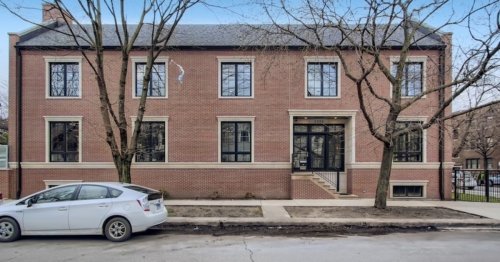 Cubs coach buys Lakeview house