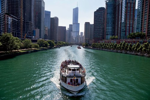 Take a Chicago River Architecture Cruise, the City’s Best Tourist Activity