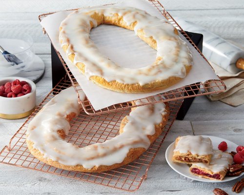 A Pastry Tour of the Kringle Capital