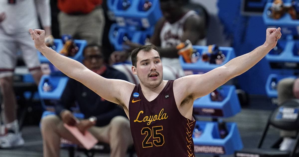 Time set for No. 8 Loyola’s Sweet 16 game on Saturday — against surprising No. 12 Oregon State