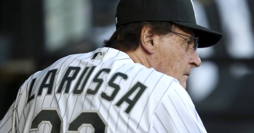 Chicago White Sox manager Tony La Russa, 77, will reportedly announce his retirement Monday