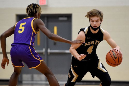 Junior guard Dominic Jankowski scores a career-high 33 points for Grayslake North. But Waukegan forces two overtimes in a ‘fun game to play.’