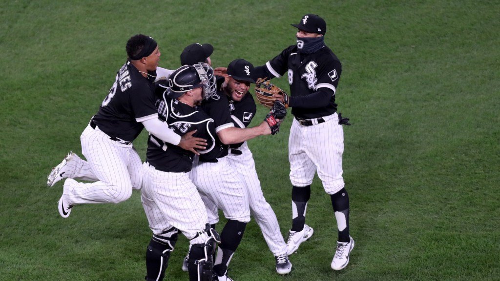How 4 broadcasts called Carlos Rodón’s no-hitter for the Chicago White Sox: ‘One shoelace away from perfection’
