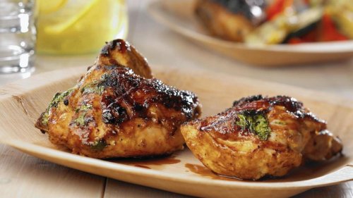 Coconut milk marinade helps grilled chicken rise to occasion