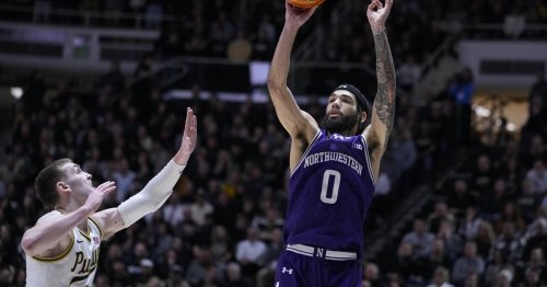 Zach Edey scores 10 of his 30 points in overtime to send No. 2 Purdue men’s basketball past Northwestern 105-96
