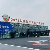 Foreigners welcome at Chengdu expo