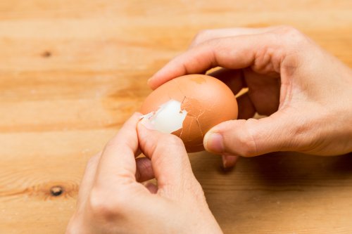 Kein mühevolles Schälen: So pellen Sie gekochte Eier in nur wenigen Sekunden