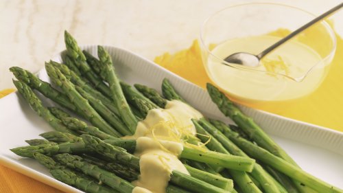 Kalorienkiller statt Fettbombe: So gelingt die gesunde Sauce Hollandaise