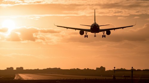 Sommerurlaub könnte zur Herausforderung werden: Fluggäste müssen dieses Jahr mit Einschränkungen rechnen