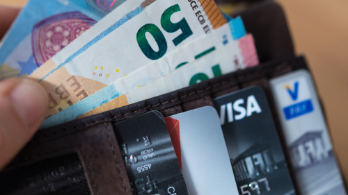 Viele Deutsche betroffen: 6 Millionen geklaute Kreditkartendaten im Netz