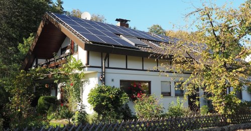 Steuererklärung für 2022: Was Photovoltaik-Besitzer jetzt beachten müssen
