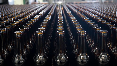 Wegen neuer EU-Regelung: Müssen in Deutschland Milliarden Flaschen zerstört werden?
