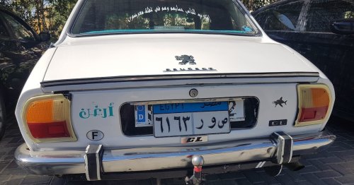 Kurioser Trend: Darum befestigen Ägypter deutsche Nummernschildern an ihrem Auto