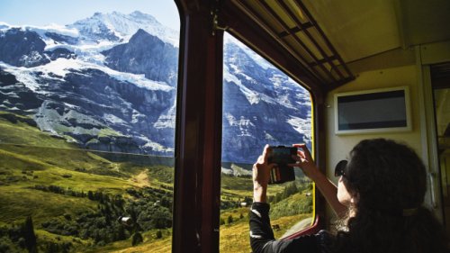 Reisen mit dem 9-Euro-Ticket: Mit diesen Tipps entspannen Sie auch bei längeren Zugfahren