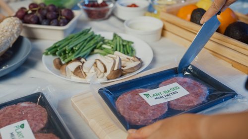 Fleischlose Burger, Würstchen & Co.: Diese Inhaltsstoffe sind bedenklich