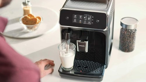 Espresso, Kaffee und Cappuccino: Philips EP2220-Espressomaschine im Angebot
