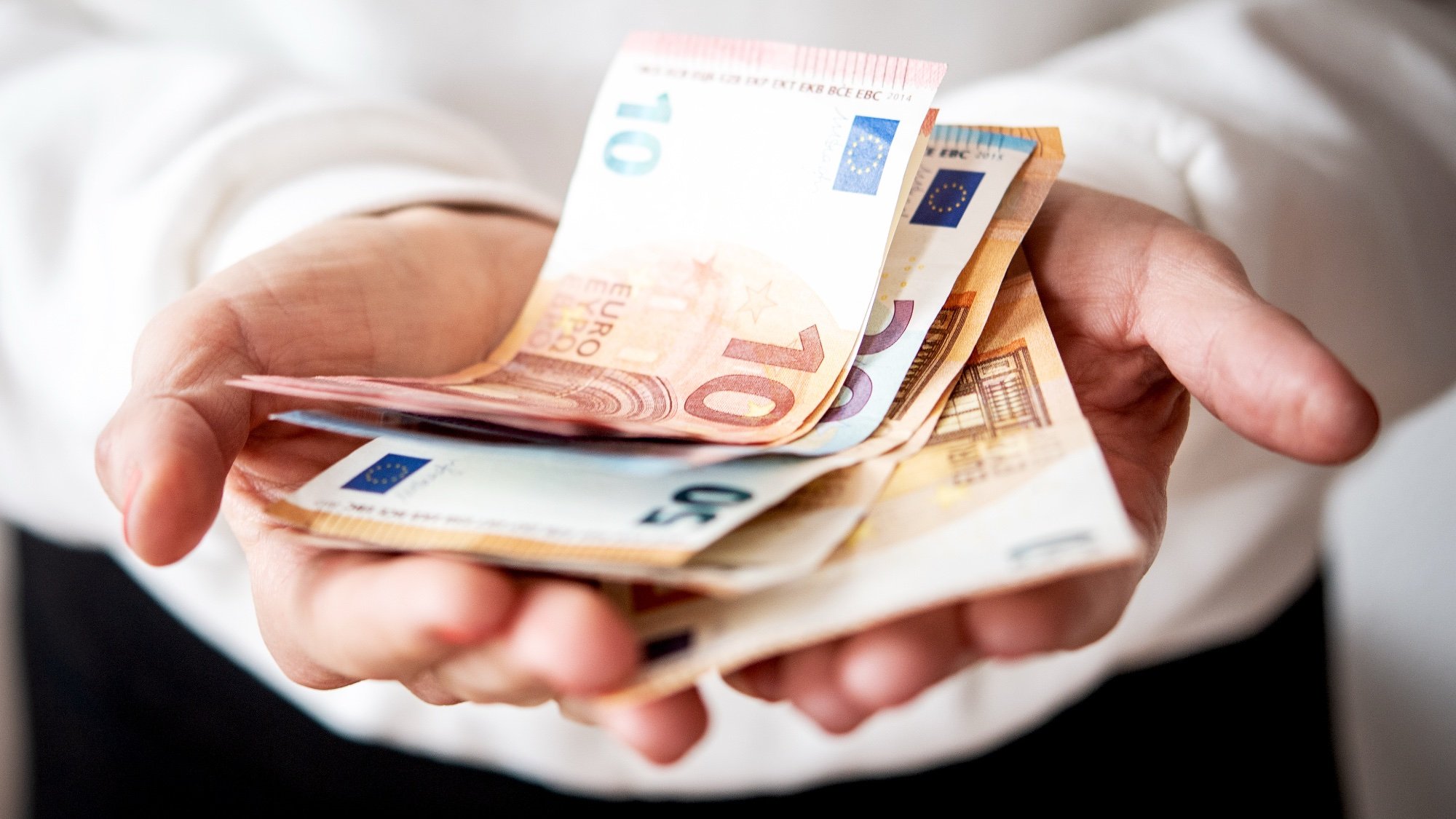Rund 60 Prozent verzichten auf 1.500 Euro: Das Geld sollten Berechtigte nicht dem Staat schenken