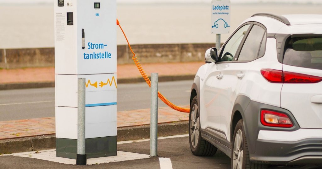 E-Mobility-News - cover