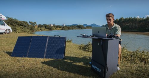 Homeoffice für draußen: Solarpanel wird zum Tisch