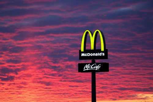 McDonald's: Kurioser neuer Burger spaltet das Netz