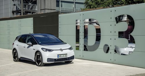 München Ingenieur testen Tesla gegen Elektro-VW: Das ist das bessere E-Auto