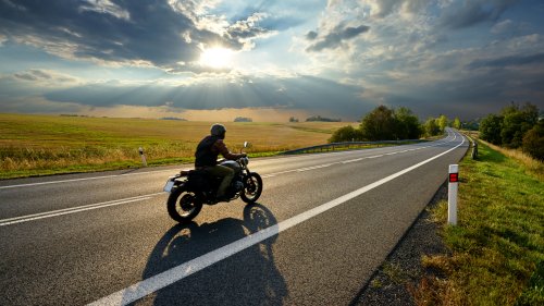 Freiheit und Sicherheit vereint: Die besten Motorrad-Navis