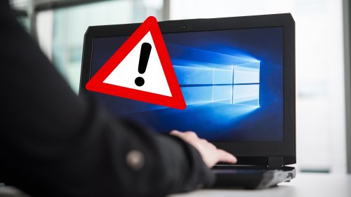 Von wegen Sommerloch: Microsoft schließt für Windows und andere Produkte 121 Sicherheitslücken, die teilweise bekannt sind und schon für Angriffe genutzt werden. Darum sollten Sie nicht warten, das Update einzuspielen.