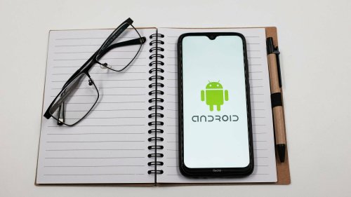 Ein bevorstehendes Update für Galaxy-Smartphones kündigt die baldige Verfügbarkeit von Android 14 an.