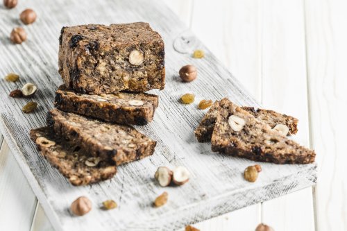 3 Rezepte für frisch gebackenes Brot – ohne Mehl