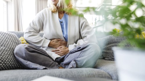 Plötzlich Bauchfett trotz Sport? Die überraschende Wahrheit über den Hormonbauch