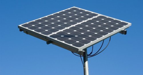 Solaranlage fürs Gartenhaus: Alles zu Preisen, Leistungen & Genehmigungspflicht
