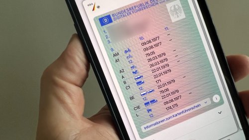 Die App Verimi ID-Wallet bringt Perso und Führerschein ins Handy. Doch derzeit gibt es massive Sicherheitsprobleme. Ein Sicherheitsexperte konnte sich über die App mehrere falsche Identitäten holen.