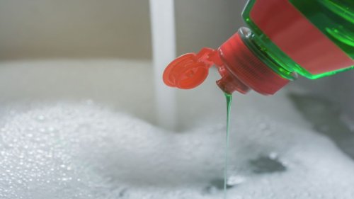 Die besten Spülmittel im Test: Die wenigsten Produkte überzeugen