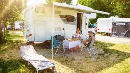 Camping-Urlaub 2022: Stellplätze finden und Reise planen per App