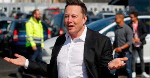 „Nerv nicht!“: Tesla-Werk brennt und Elon Musk serviert Mitarbeiter einfach ab